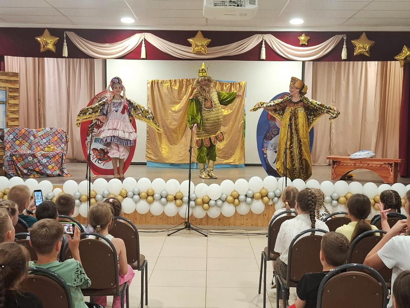 Группа «Калейдоскоп» порадовала своим творчеством учащихся средней школы № 78 Группа «Калейдоскоп» порадовала своим творчеством учащихся средней школы № 78